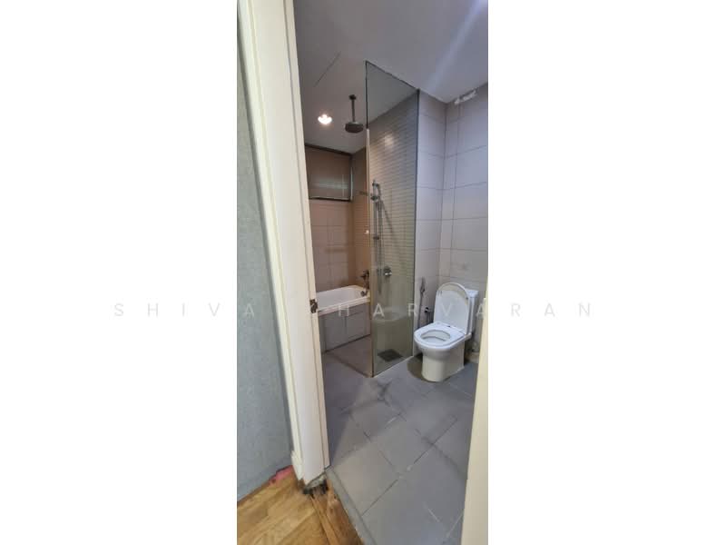 Service Residence for Rent at Setia SKY Residences - Shiva Kharvaran - Bathroom - PropertyGuru.com.my