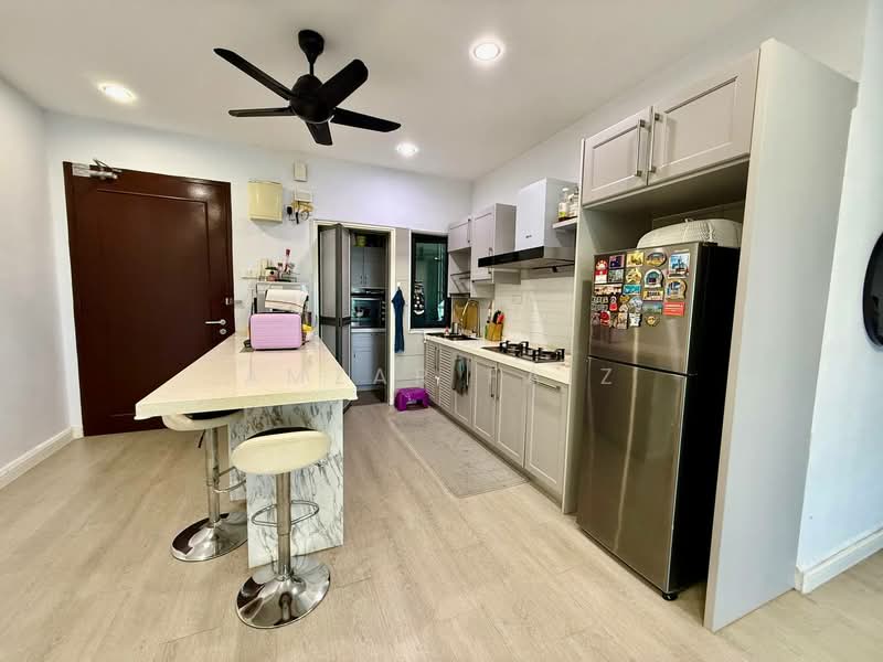 Condominium for Sale at Lake Vista Residence (Tasik Vista Residen) - Amzar Faiz - PropertyGuru.com.my