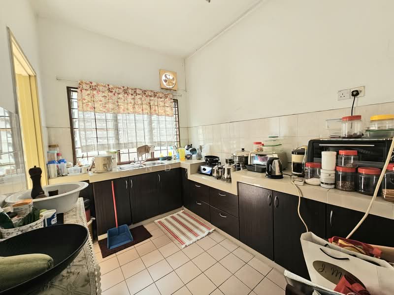 2-storey Terraced House for Sale in TAMAN PUCHONG UTAMA (Puchong) - Wendy Chin - Kitchen - PropertyGuru.com.my