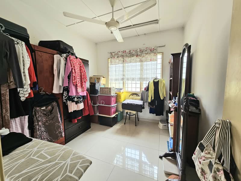 2-storey Terraced House for Sale in TAMAN PUCHONG UTAMA (Puchong) - Wendy Chin - Bedroom - PropertyGuru.com.my