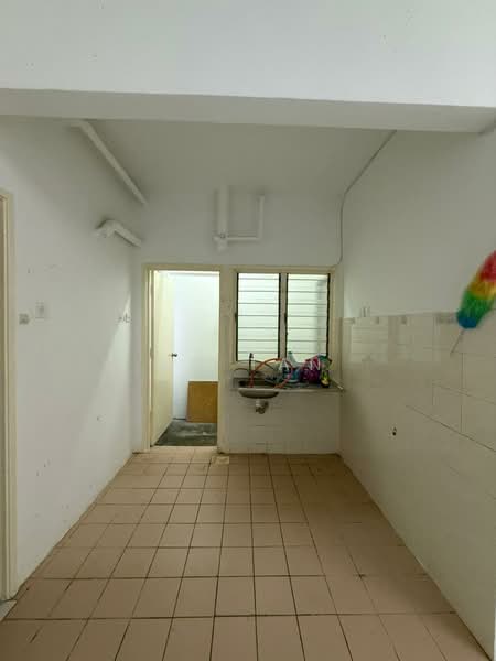 Apartment for Sale at Ixora - BC TAN - Kitchen - PropertyGuru.com.my