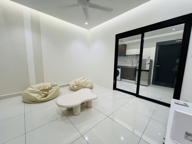 Servis Apartment untuk Disewa di The New Duo @ Edumetro - Louis Ho - Living Room - PropertyGuru.com.my