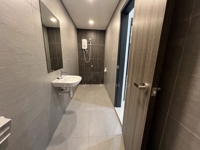 Servis Apartment untuk Disewa di The New Duo @ Edumetro - Louis Ho - Bathroom - PropertyGuru.com.my