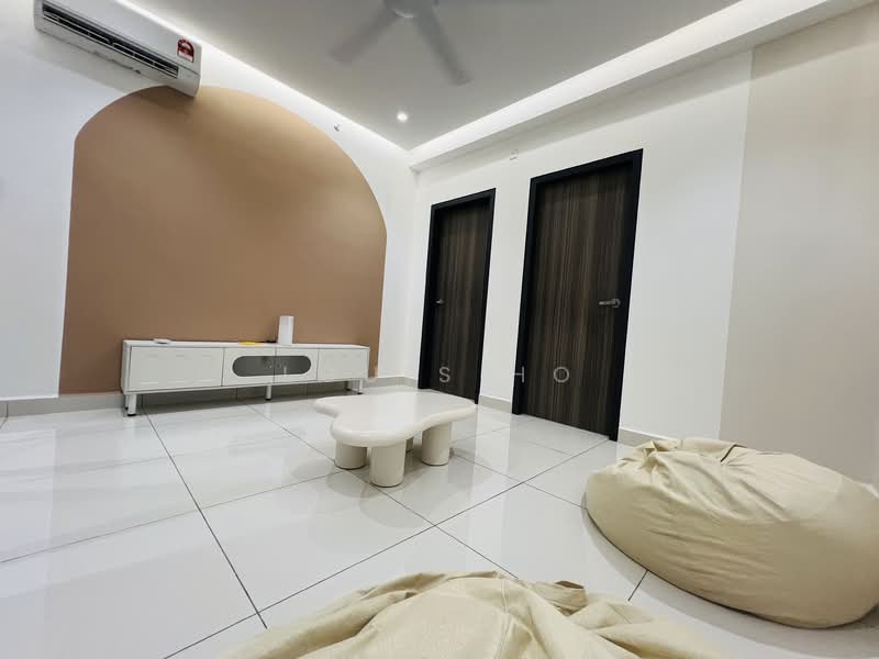 Servis Apartment untuk Disewa di The New Duo @ Edumetro - Louis Ho - Living Room - PropertyGuru.com.my