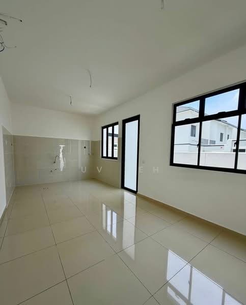 Rumah Teres 2 Tingkat untuk Dijual di Eco Botanic (Iskandar Puteri (Nusajaya)) - UV Teh - Kitchen - PropertyGuru.com.my