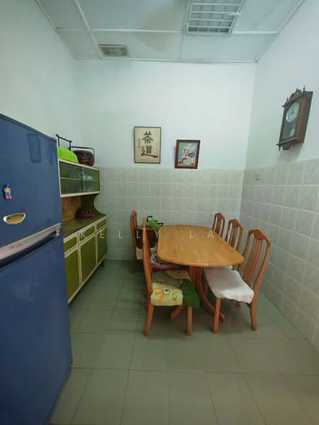 1-storey Terraced House for Sale in Taman Bukit Maluri (Kepong) - Kelly Lai - Dining Room - PropertyGuru.com.my