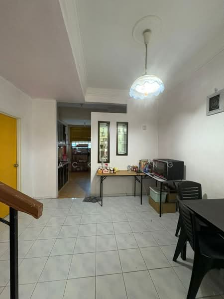 1.5-storey Terraced House for Sale in Taman Pulai Indah (Johor Bahru) - Jack Ching - Interior - PropertyGuru.com.my