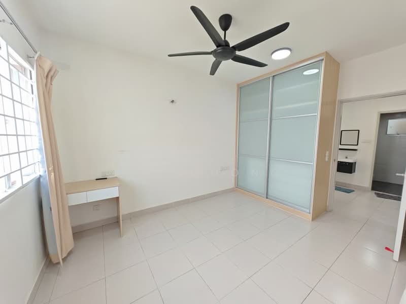 Apartment for Rent at D'Cerrum Apartment - Mac Chong - Bedroom - PropertyGuru.com.my