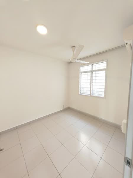 Apartment for Rent at D'Cerrum Apartment - Mac Chong - Interior - PropertyGuru.com.my