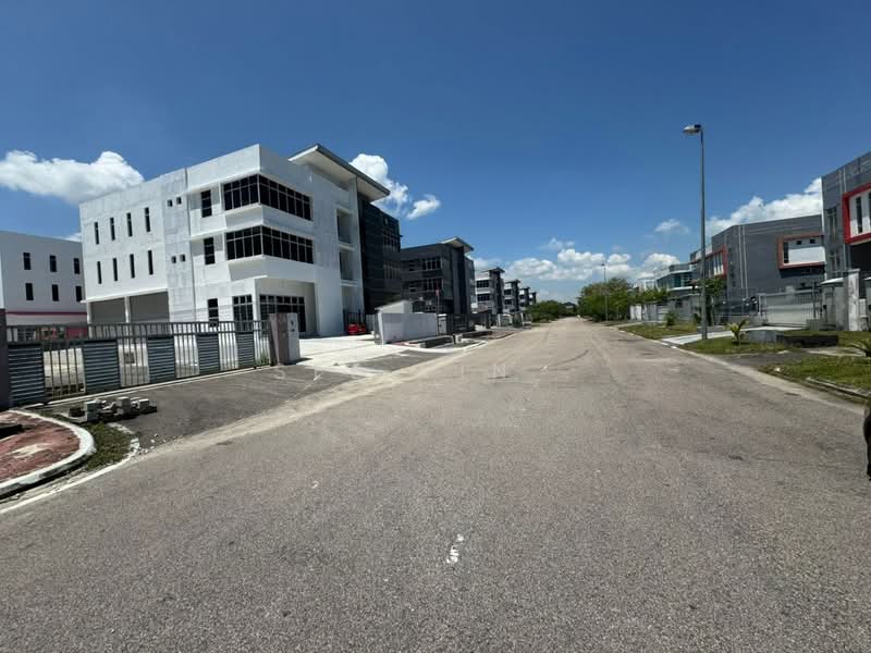 Detached Factory for Rent in Iskandar Puteri (Nusajaya) (Johor) - See Yin . - Exterior - PropertyGuru.com.my