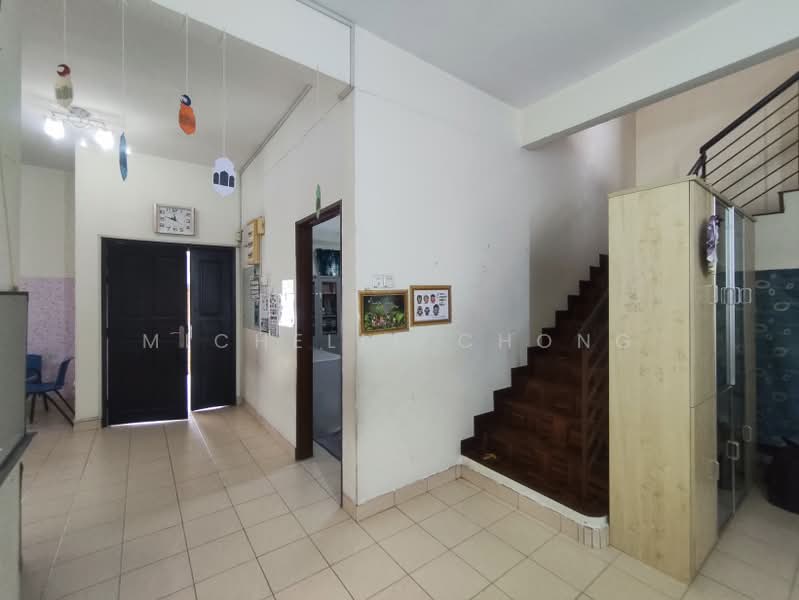 2-storey Terraced House for Sale in Denai Alam (Shah Alam) - Michelle Chong - Corridor - PropertyGuru.com.my