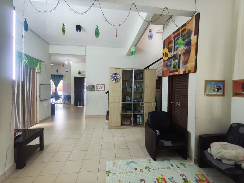 2-storey Terraced House for Sale in Denai Alam (Shah Alam) - Michelle Chong - Living Room - PropertyGuru.com.my