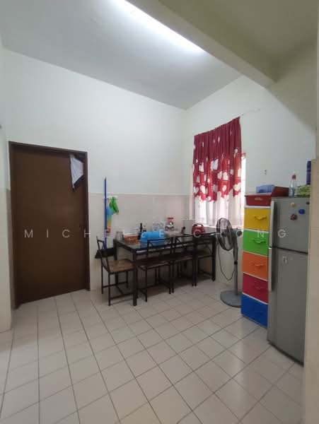 2-storey Terraced House for Sale in Denai Alam (Shah Alam) - Michelle Chong - Kitchen - PropertyGuru.com.my
