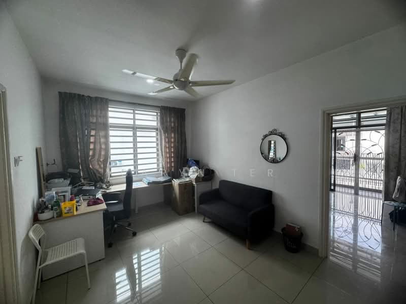 Rumah Teres 2 Tingkat untuk Dijual di Taman Damansara Aliff (Tampoi) - Caryn Ter - Study - PropertyGuru.com.my
