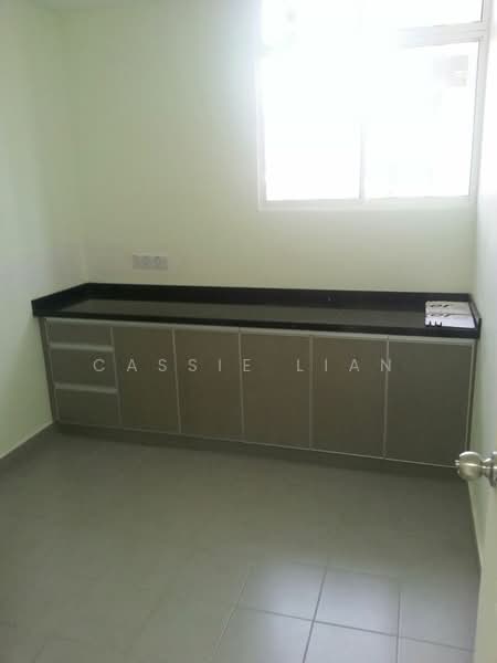 Kondominium untuk Dijual di The Z Residence - Cassie Lian - Kitchen - PropertyGuru.com.my