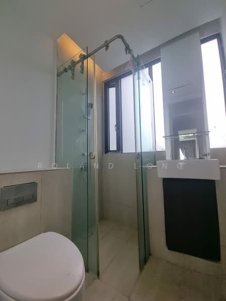 Servis Apartment untuk Disewa di Lumi Tropicana Serviced Residence - Roland Long - Bathroom - PropertyGuru.com.my