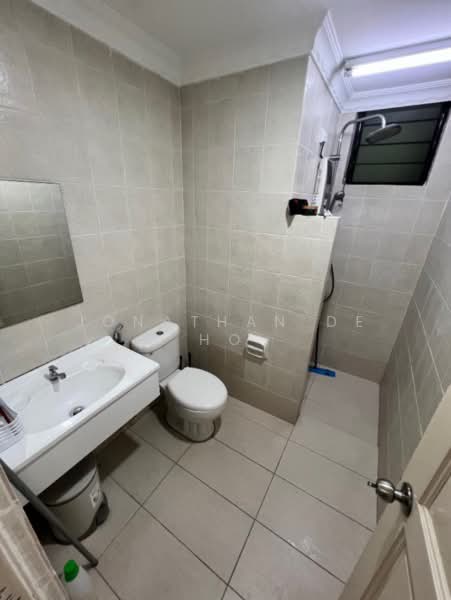 Condominium for Rent at Casa Tropicana - Jonathan De Ho - Bathroom - PropertyGuru.com.my