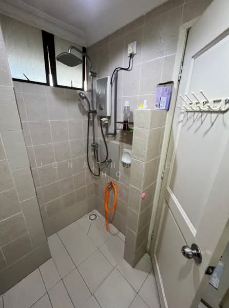 Condominium for Rent at Casa Tropicana - Jonathan De Ho - Bathroom - PropertyGuru.com.my