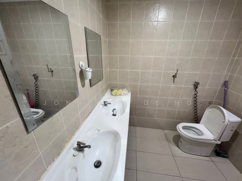 Condominium for Rent at Casa Tropicana - Jonathan De Ho - Bathroom - PropertyGuru.com.my