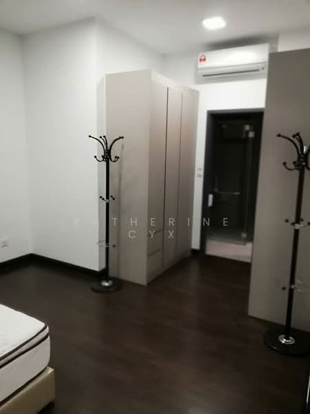 Pangsapuri untuk Disewa di V Residence Suites @ Sunway Velocity - Katherine Cyx - Bedroom - PropertyGuru.com.my