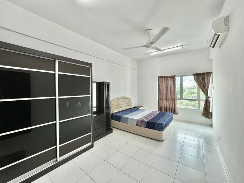 Pangsapuri untuk Dijual di One World 2 (1-Sky) - Yeap Yu Quan - Bedroom - PropertyGuru.com.my