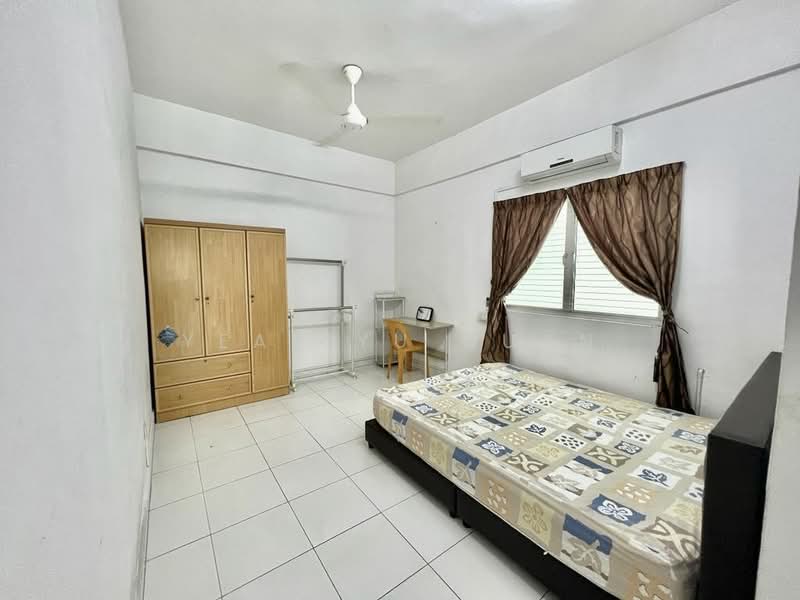 Pangsapuri untuk Dijual di One World 2 (1-Sky) - Yeap Yu Quan - Bedroom - PropertyGuru.com.my