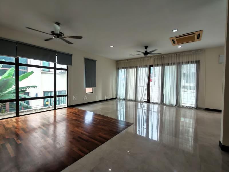 Rumah Berkembar untuk Dijual di Mont Kiara (Kuala Lumpur) - Jonathan Raj - Living Room - PropertyGuru.com.my