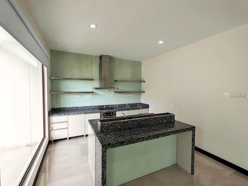 Rumah Berkembar untuk Dijual di Mont Kiara (Kuala Lumpur) - Jonathan Raj - Kitchen - PropertyGuru.com.my