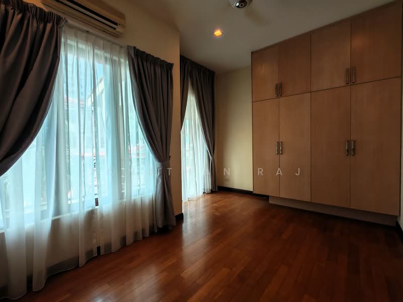 Rumah Berkembar untuk Dijual di Mont Kiara (Kuala Lumpur) - Jonathan Raj - Bedroom - PropertyGuru.com.my
