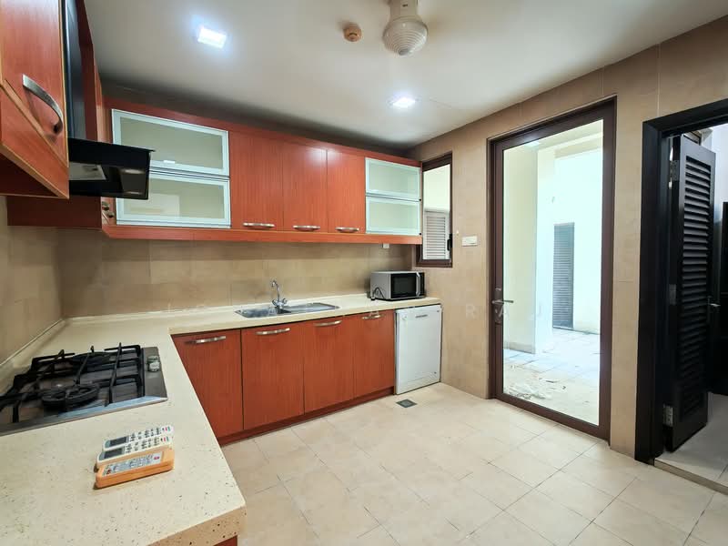 Rumah Berkembar untuk Dijual di Mont Kiara (Kuala Lumpur) - Jonathan Raj - PropertyGuru.com.my