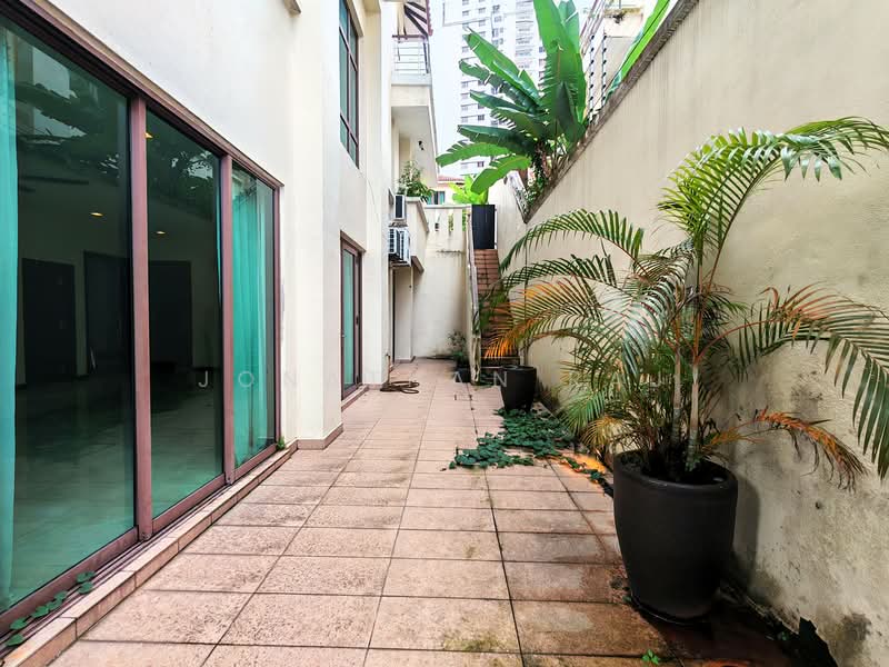 Rumah Berkembar untuk Dijual di Mont Kiara (Kuala Lumpur) - Jonathan Raj - PropertyGuru.com.my