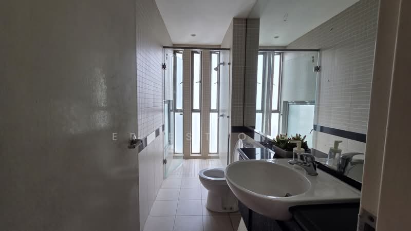 Condominium for Sale at The Maple Condominium - Ernest Ong - Bathroom - PropertyGuru.com.my