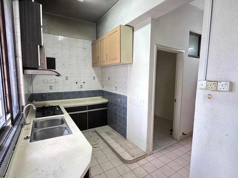 Kondominium untuk Dijual di Villa Angsana - BC TAN - Kitchen - PropertyGuru.com.my