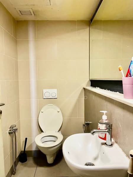 Servis Apartment untuk Disewa di Tamarind Suites - Kar Hooi - Bathroom - PropertyGuru.com.my