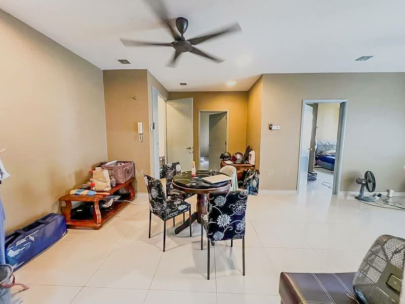Kondominium untuk Dijual di Prima U1 - Ilman Nahri - Living Room - PropertyGuru.com.my