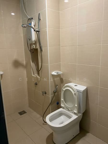 Servis Apartment untuk Dijual di Sky Loft Premium Suites - Celine Yong - Bathroom - PropertyGuru.com.my