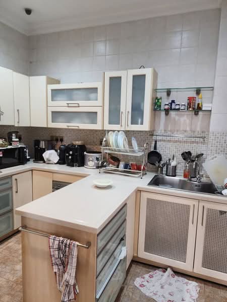 Kondominium untuk Dijual di Villa Angsana - BC TAN - Kitchen - PropertyGuru.com.my