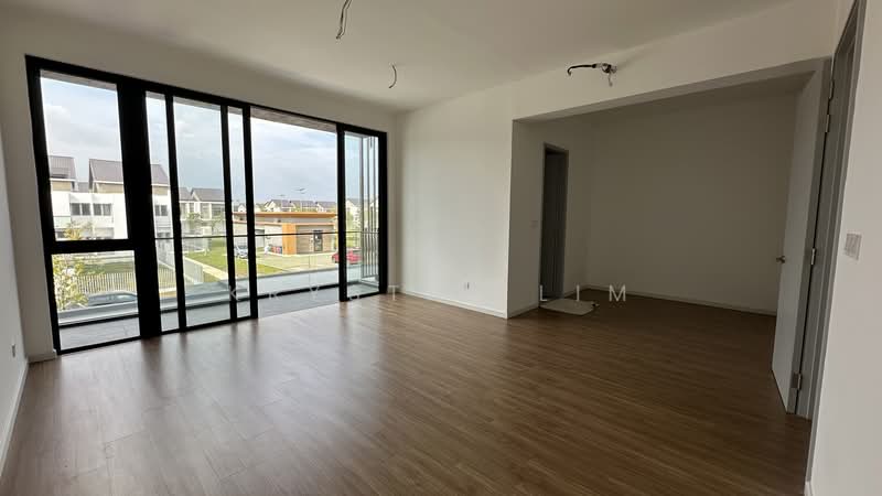 2-storey Terraced House for Rent in Bandar Gamuda Cove (Dengkil) - Krystal Lim - Living Room - PropertyGuru.com.my