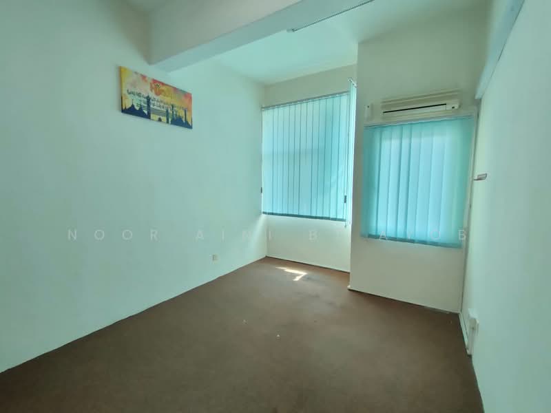 Shop / Office for Sale in Kajang (Selangor) - Noor Aini Bt Ayob - Interior - PropertyGuru.com.my