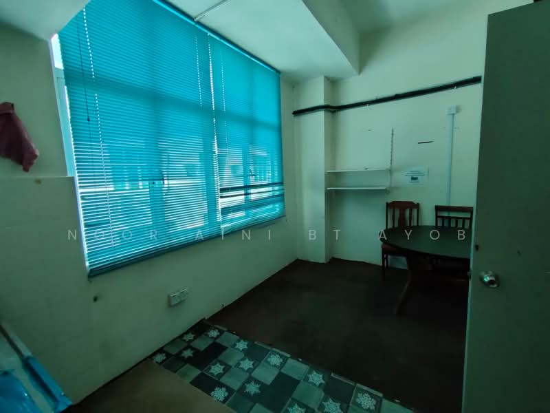 Shop / Office for Sale in Kajang (Selangor) - Noor Aini Bt Ayob - Interior - PropertyGuru.com.my