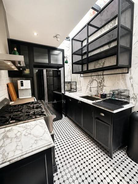 3-storey Terraced House for Sale in Taman Setiawangsa (Setiawangsa) - Zihan Aziz - Kitchen - PropertyGuru.com.my