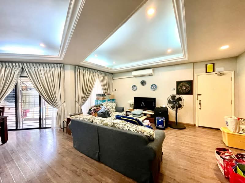 Kondominium untuk Dijual di Catalina Villa - Azli Ibrahim - Living Room - PropertyGuru.com.my