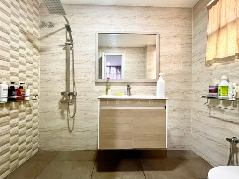 Kondominium untuk Dijual di Catalina Villa - Azli Ibrahim - Bathroom - PropertyGuru.com.my
