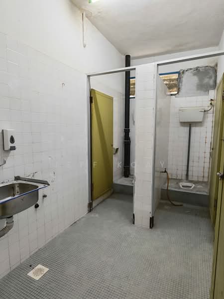 Terrace Factory for Rent in Sungai Bakap (Penang) - Jeff Koay - Bathroom - PropertyGuru.com.my