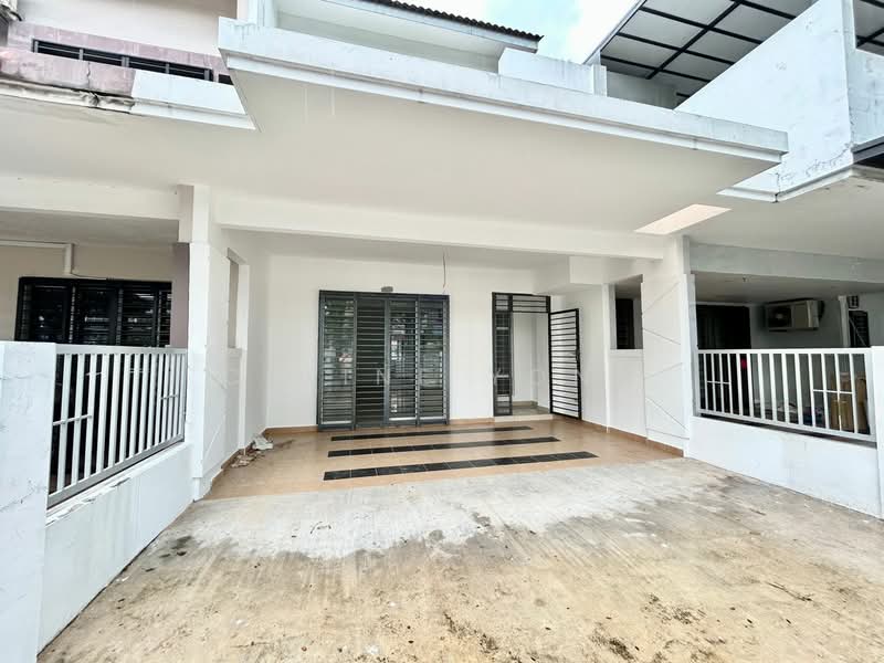 Rumah Teres 2 Tingkat untuk Dijual di Taman Seri Austin (Tebrau) - Celine Yong - Exterior - PropertyGuru.com.my