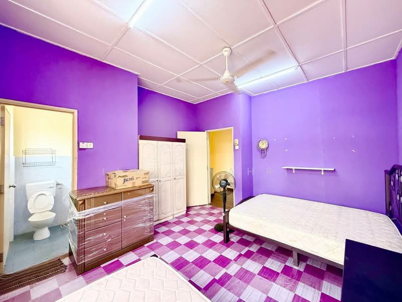 Rumah Teres 2 Tingkat untuk Dijual di Mahkota Cheras (Cheras) - Ilman Nahri - Bedroom - PropertyGuru.com.my