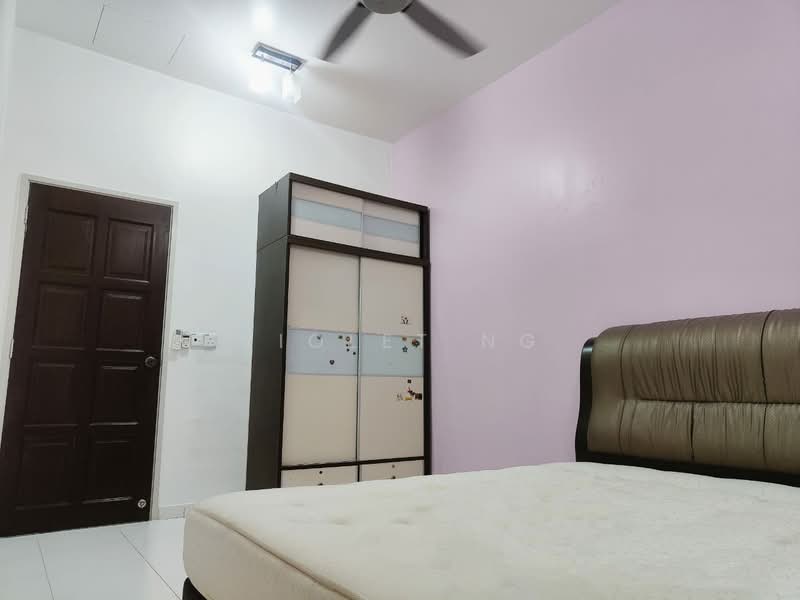 Rumah Teres 2 Tingkat untuk Dijual di Taman Setia Indah (Tebrau) - Violet Ng - Bedroom - PropertyGuru.com.my