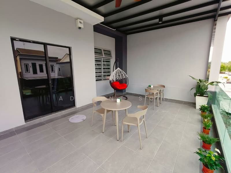Cluster House for Sale in Johor Bahru (Johor) - Adeline Soh - Balcony - PropertyGuru.com.my