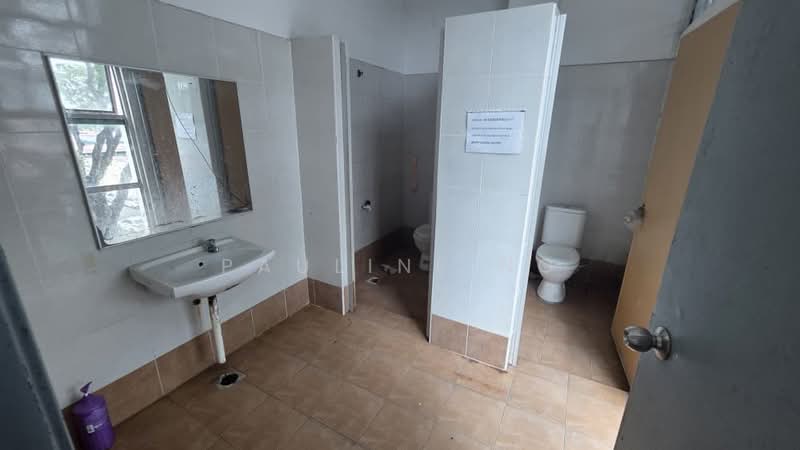 Cluster Factory for Rent in Johor Bahru (Johor) - Pauline Ng - Bathroom - PropertyGuru.com.my
