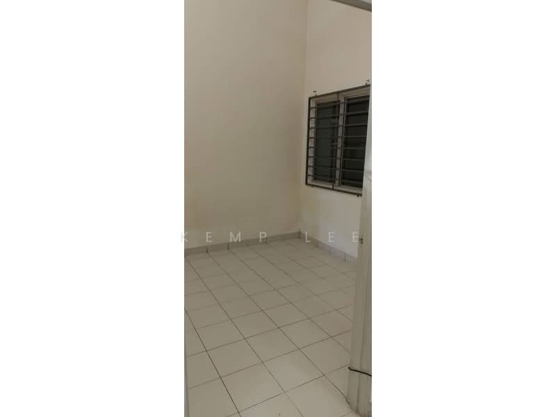Pangsapuri untuk Disewa di PPR Sri Aman - Kemp Lee - Interior - PropertyGuru.com.my